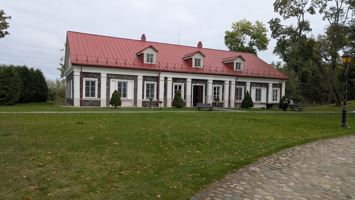 Bistrampolis Herrenhaus Wirtschaftsgebäude