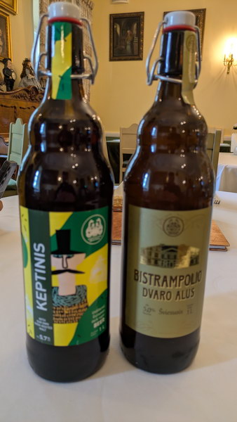 Bistrampolis Herrenhaus Bier