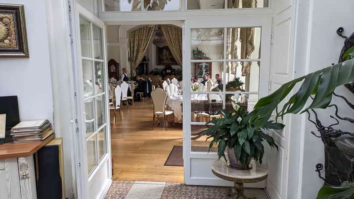 Raudondvaris Blick in das Restaurant