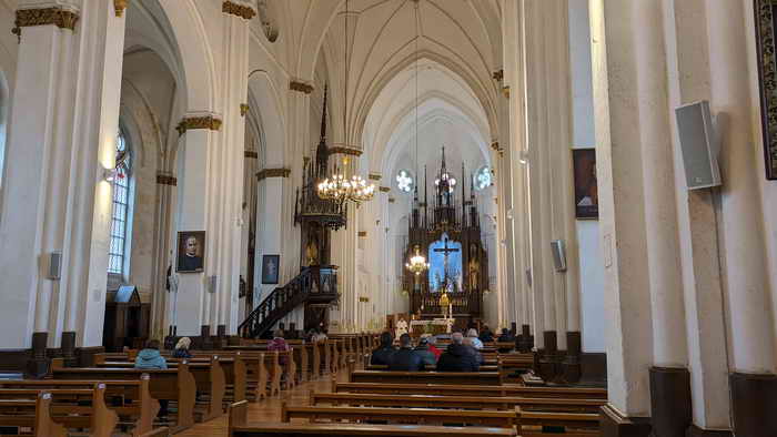 Mariä-Himmelfahrts-Kirche Innenraum