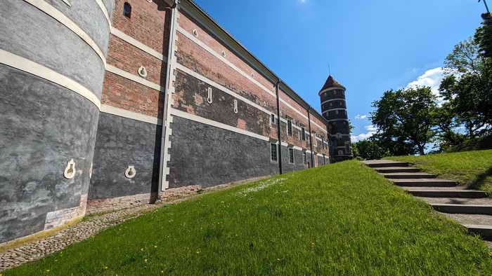 Schloss Panemune seitliche Mauern mit Schießscharten