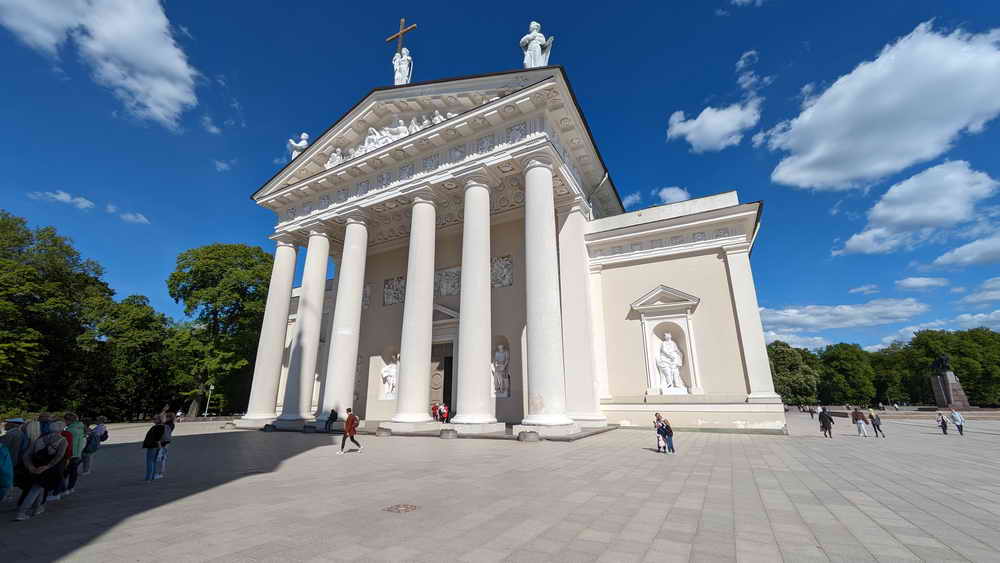 Kathedrale Vilnius Haupteingan