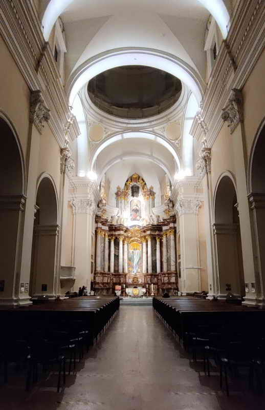 St. Kasimir Kirche Vilnius Innenraum und Altar