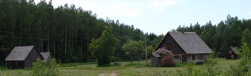 alter typischer Bauernhof